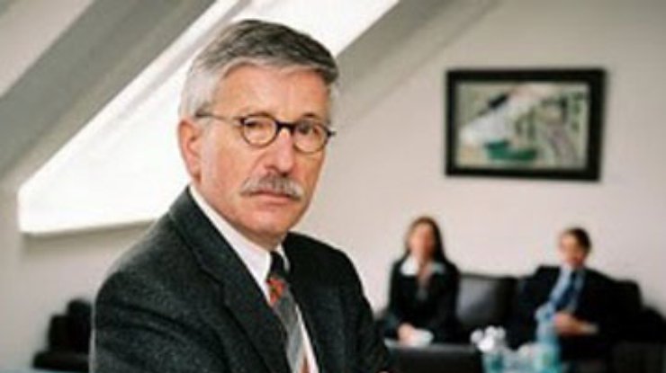 Глава Центробанка Германии оставит пост из-за слов о мусульманах и евреях