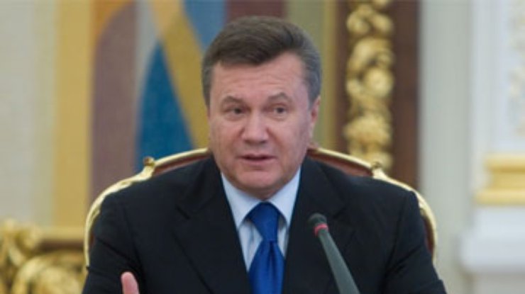 Янукович пригрозил киевским судьям за аферы с землей