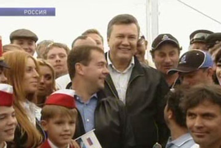 Янукович и Медведев встретились в Глухове