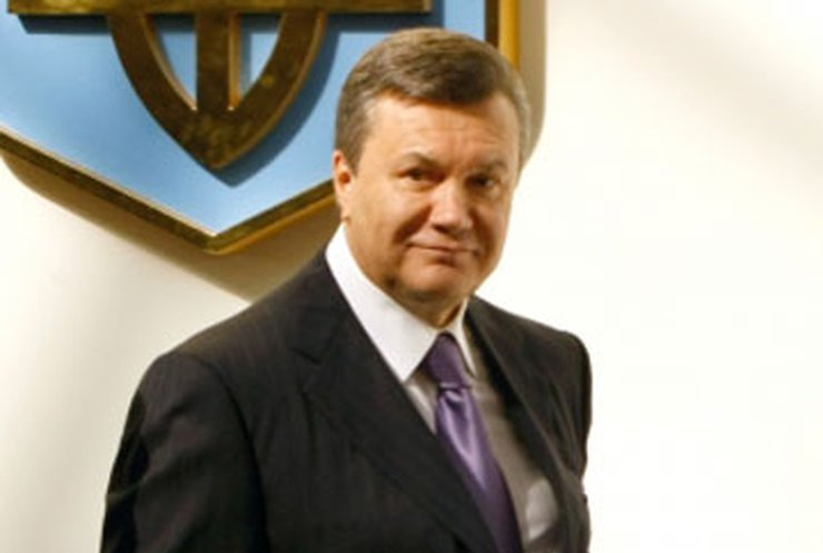 Украина неуклонно движется в ЕС, Россия не возражает - Янукович