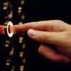 Кнопки лифта в 40 раз грязнее сидения в общественном туалете