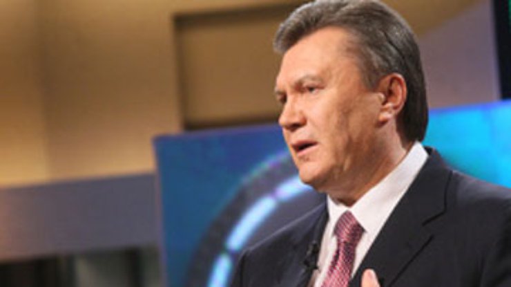 Янукович о языковой проблеме: Русский и украинский почти не отличаются