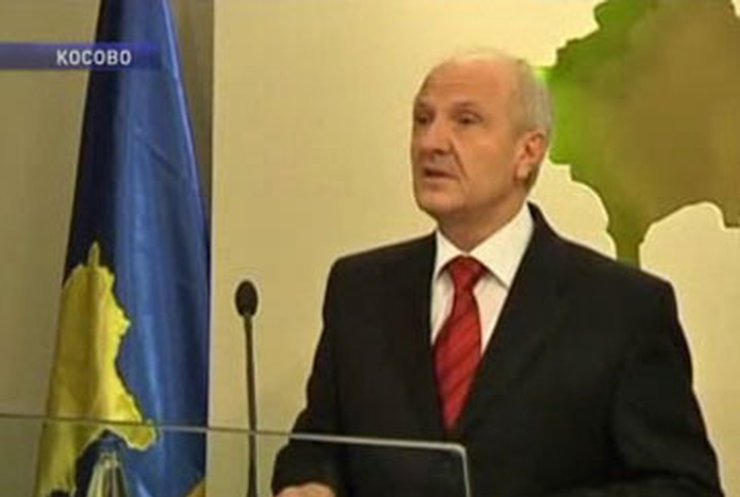 Суд отстранил с должности президента Косово