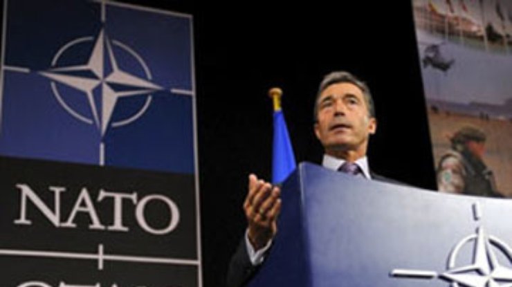 Генсек НАТО зовет Украину на саммит по Афганистану