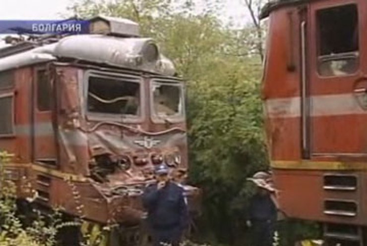 На западе Болгарии произошла крупная железнодорожная авария