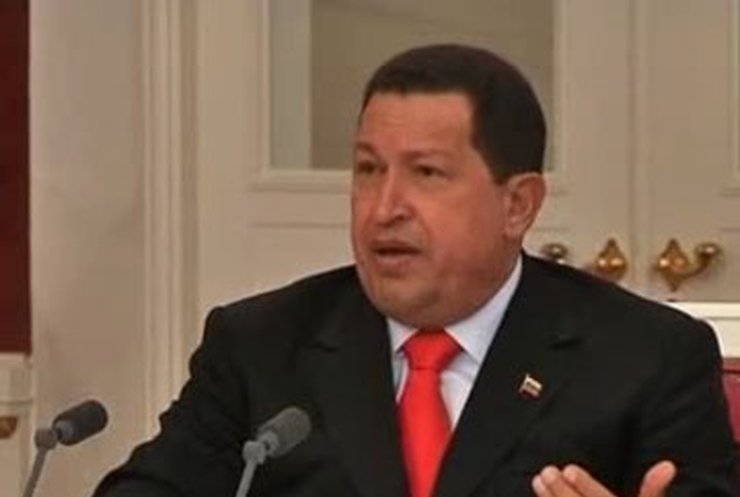 Чавес навел "энергетические" мосты в Россию и Беларусь