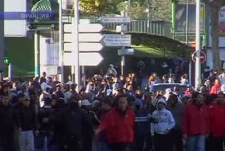 Во Франции продолжаются масштабные забастовки