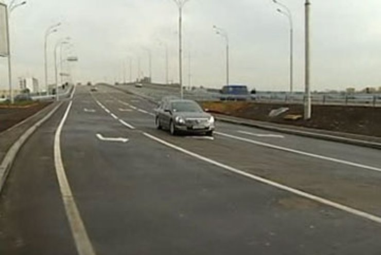 В Киеве открыли вторую часть Гаванского моста
