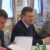 Янукович призвал иностранцев пристально следить за ходом голосования