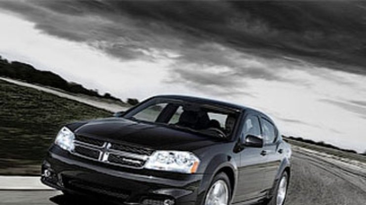 Dodge официально представила обновленный седан Avenger