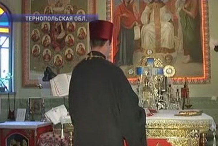 Украинские священники массово подались на выборы