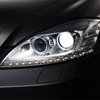 Mercedes разработала новые ксеноновые фары для своих моделей