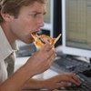Офисные работники все чаще игнорируют обеденные перерывы - исследование