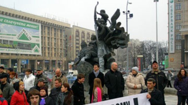 На Майдане Независимости восстановлено движение