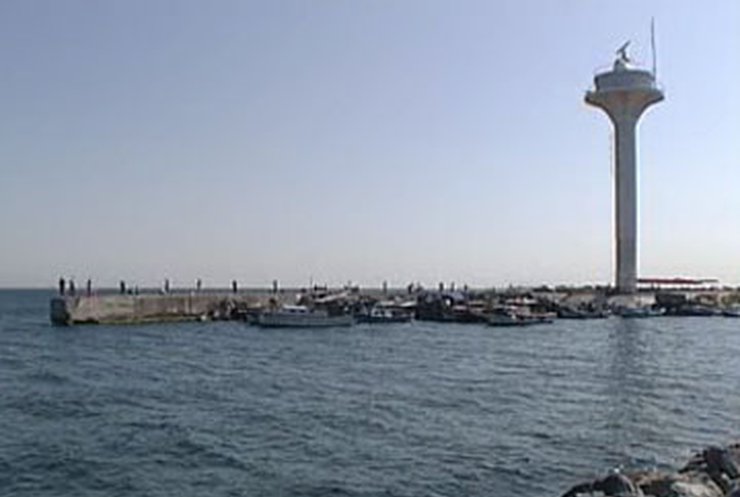 Трое украинских моряков шлют сигналы SOS из Турции