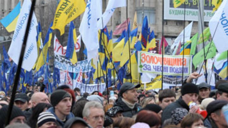 Герман просит дождаться решения Януковича по Налоговому кодексу