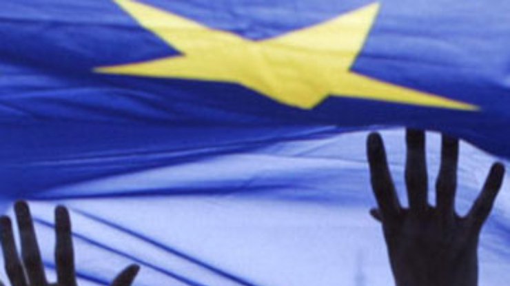 МИД: ЕС впервые признал право Украины на членство