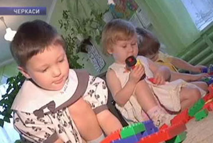 В Черкасской области мать бросила 5 детей