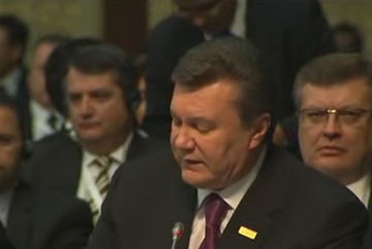 Янукович встретился с президентом ЕБРР