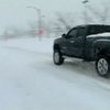 Снегопады парализовали движение транспорта в США
