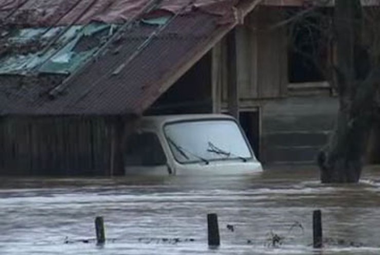В Боснии объявлено чрезвычайное положение из-за наводнений
