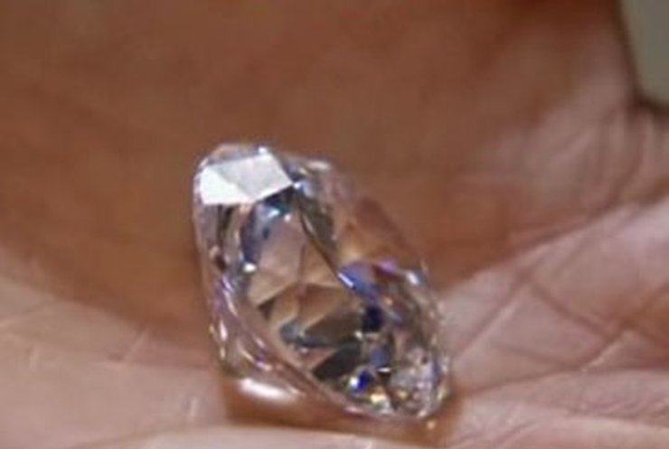В Нью-Йорке показали самые дорогие бриллианты в мире