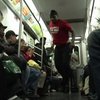 Необычный цирк в метро Нью-Йорка