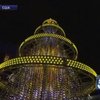 Новогоднюю "елку" открыли в Лос-Анжелесе