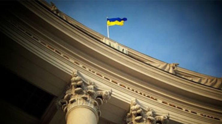 Украинского посла звали на вручение "Нобелевки", но ему некогда - МИД