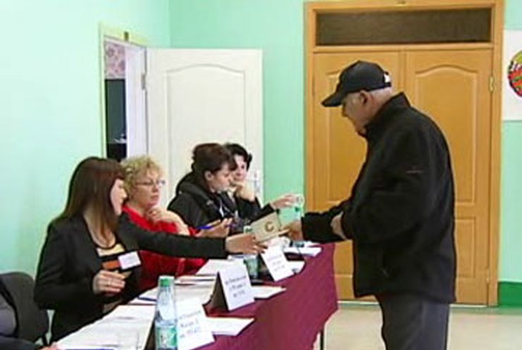 Досрочное голосование на выборах президента сегодня начнется в  Беларуси