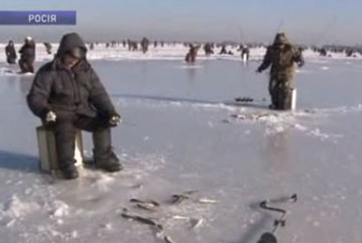 Для рыбаков Приморского края России начался сезон зимней рыбалки