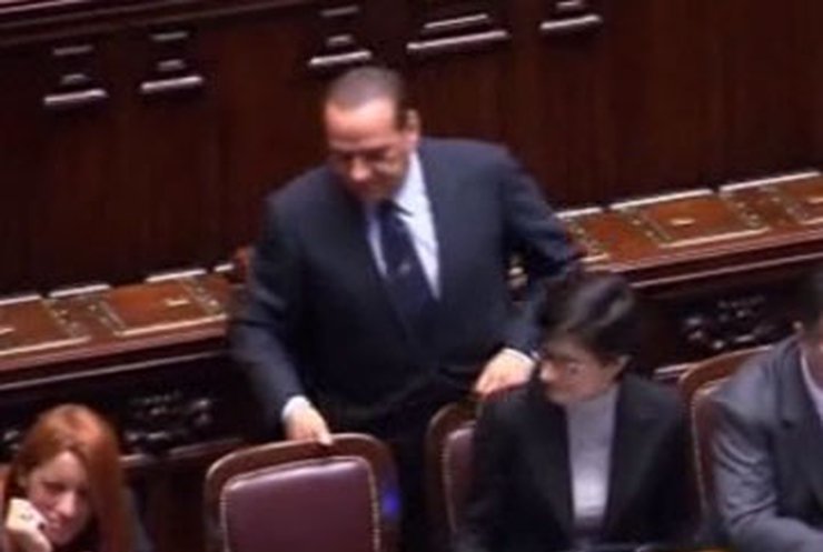 Парламент Италии чуть не отправил Сильвио Берлускони в отставку