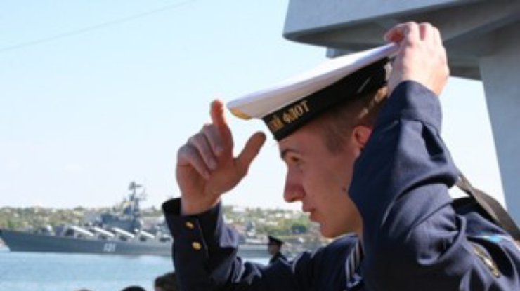 Черноморский флот платит Украине больше всех налогов - командующий ЧФ