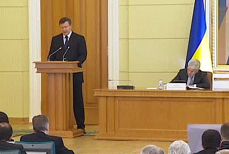 Янукович: Евроинтеграция - задача номер один для украинских дипломатов