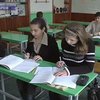 Карантин заканчивается в одних школах и начинается - в других