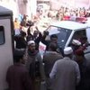 В Пакистане смертник подорвал себя в очереди за едой