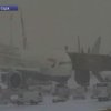 Снегопады парализовали транспортное сообщение на севере США