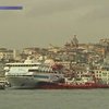 В Стамбуле встречали паром "Флотилия свободы"