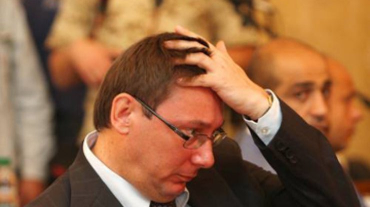 НГ: Оранжевых отправили в нокаут