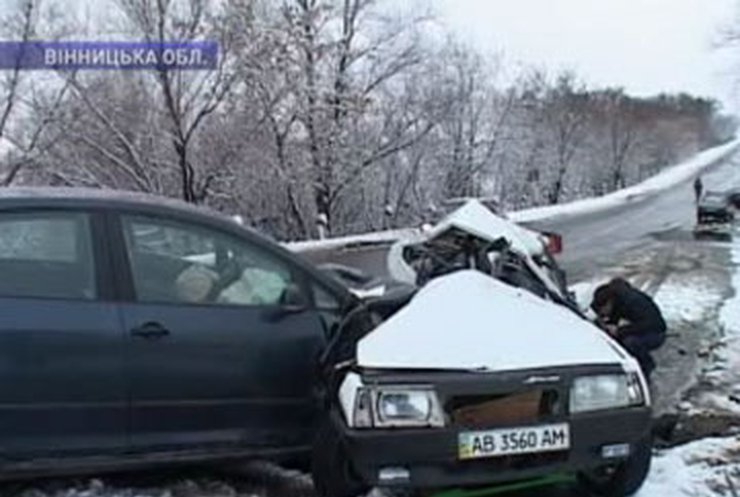 ДТП унесло жизни троих людей, среди них - 11-летней девочки