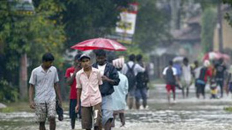 На Шри-Ланке от наводнений пострадали около миллиона человек