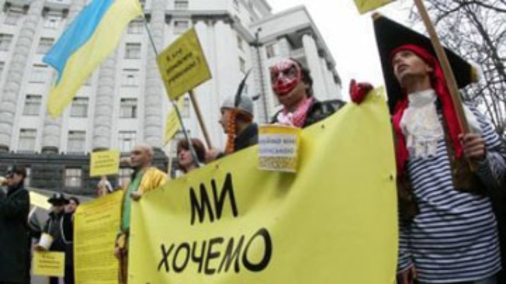 Ющенко: За Табачником стоят 12-13 миллионов украинцев