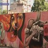 Аргентинцы украсили стены домов столицы граффити