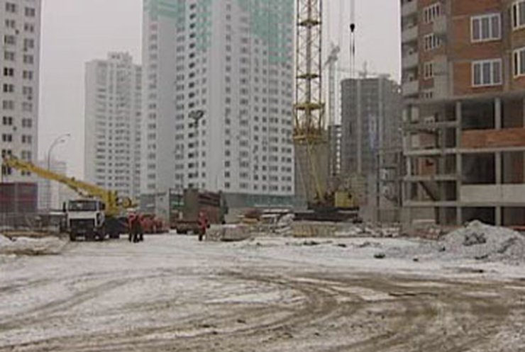 Азаров пообещал доступное жилье для киевлян