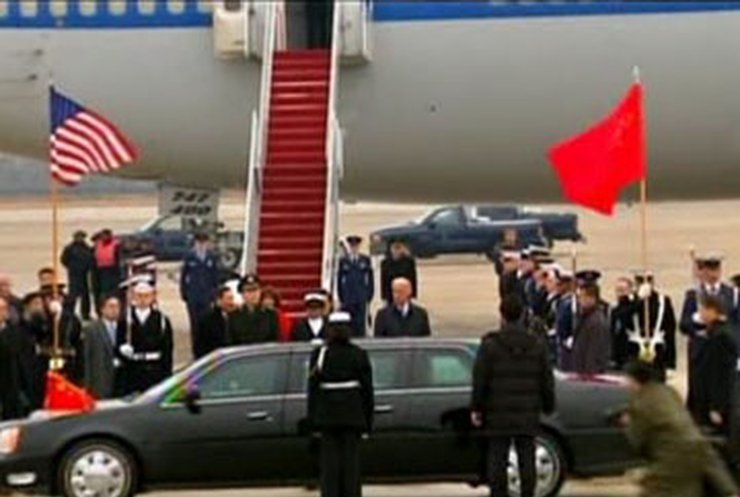 Лидер Китая Ху Цзиньтао прибыл в США с четырхедневным визитом