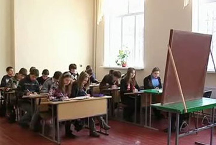 Школа в Луганской области осталась без тепла из-за конфликта чиновников