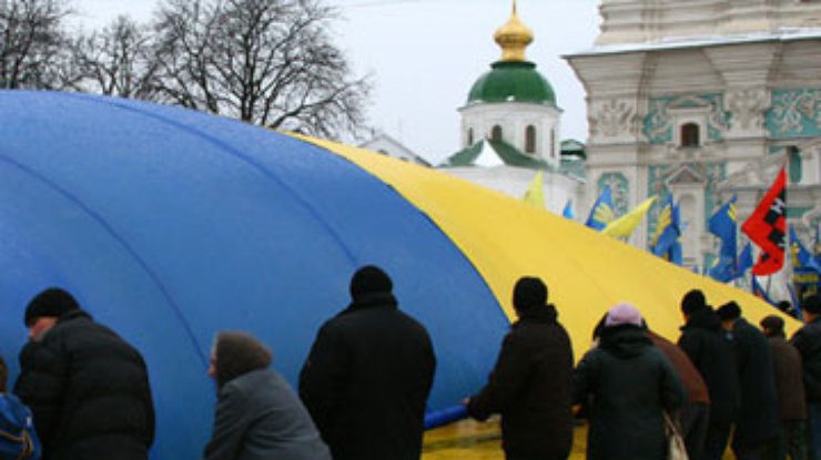 Автобусы из регионов не пускают на День соборности в Киев - БЮТ