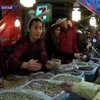 Китайцы готовятся к встрече Нового года по восточному календарю
