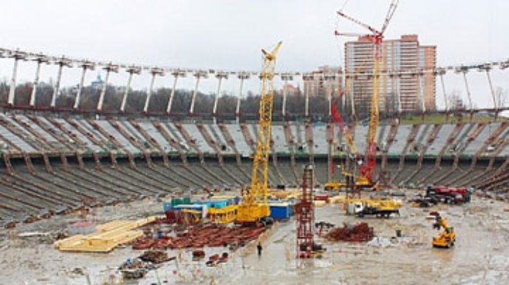 Крышу НСК "Олимпийский" начнут собирать в конце января