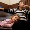 Дети заражаются курением от родителей своего пола